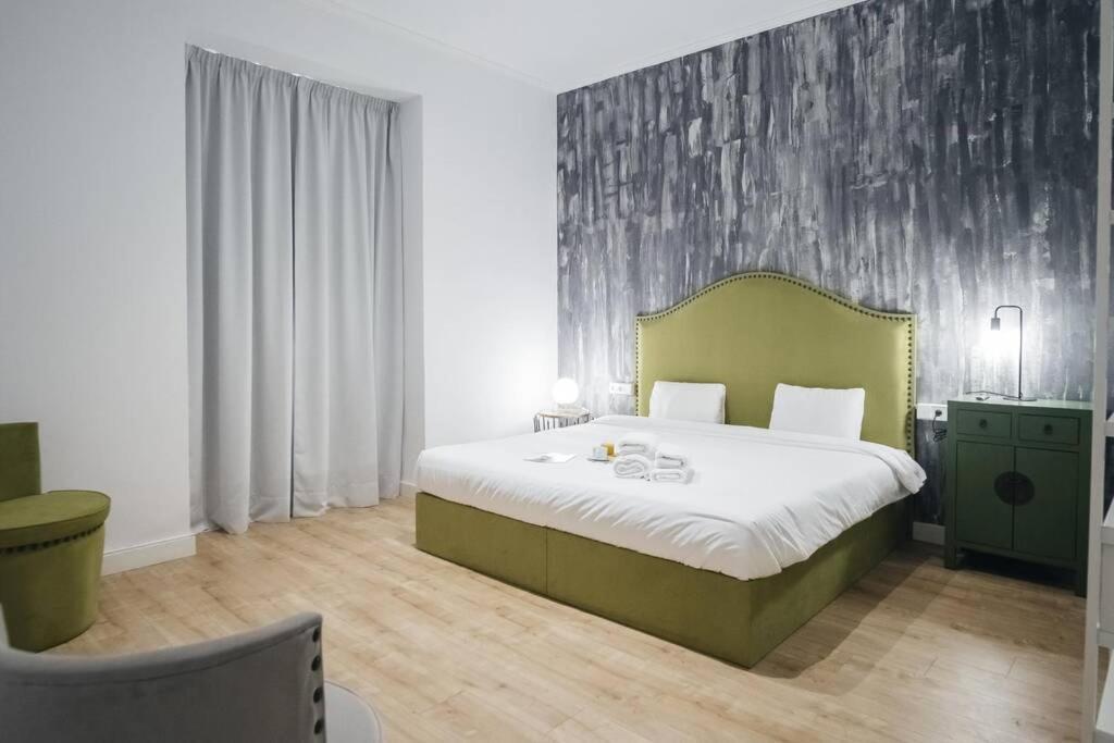 Apartamentos Plaza De Pedro Zerolo III Madrid Exterior foto